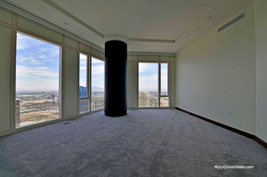 Mandarin Vegas Condos