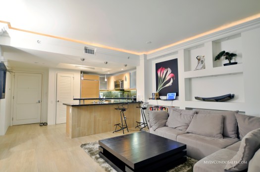 Turnberry Towers #1606