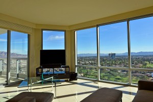 Turnberry Towers 2002E