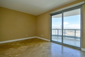 Turnberry Towers Las Vegas Condos